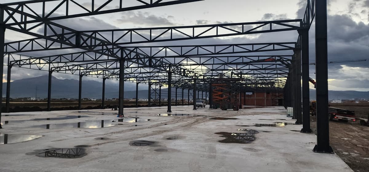 Steel construction project 22