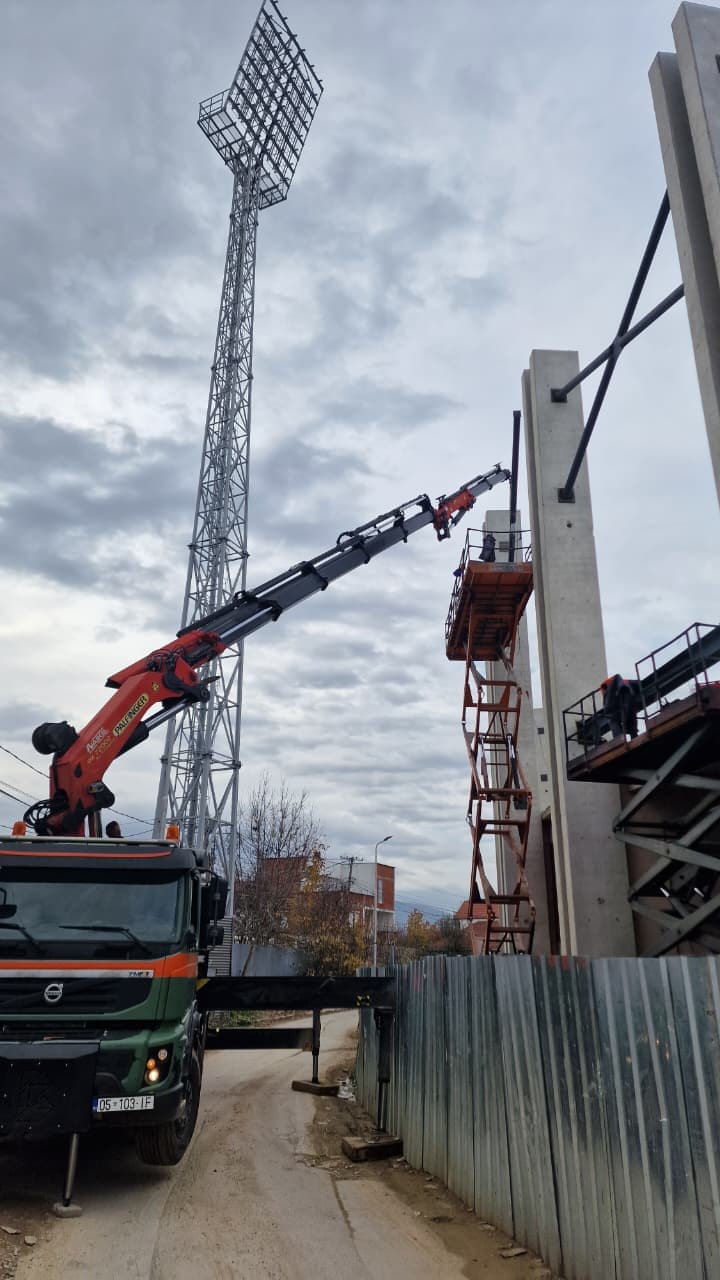 Steel construction project 33