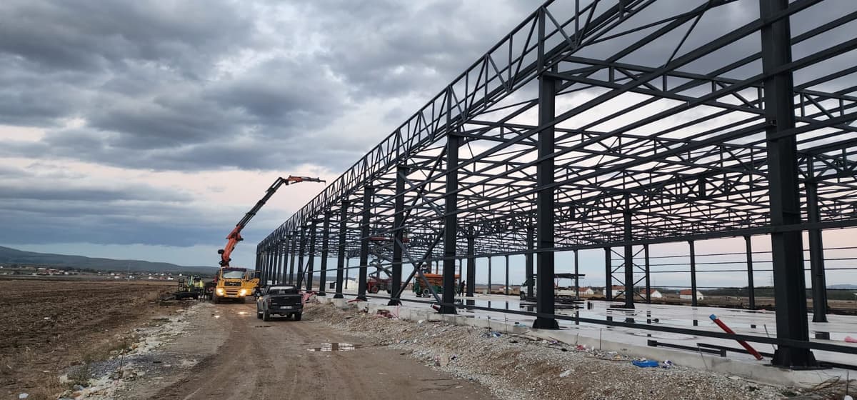 Steel construction project 42