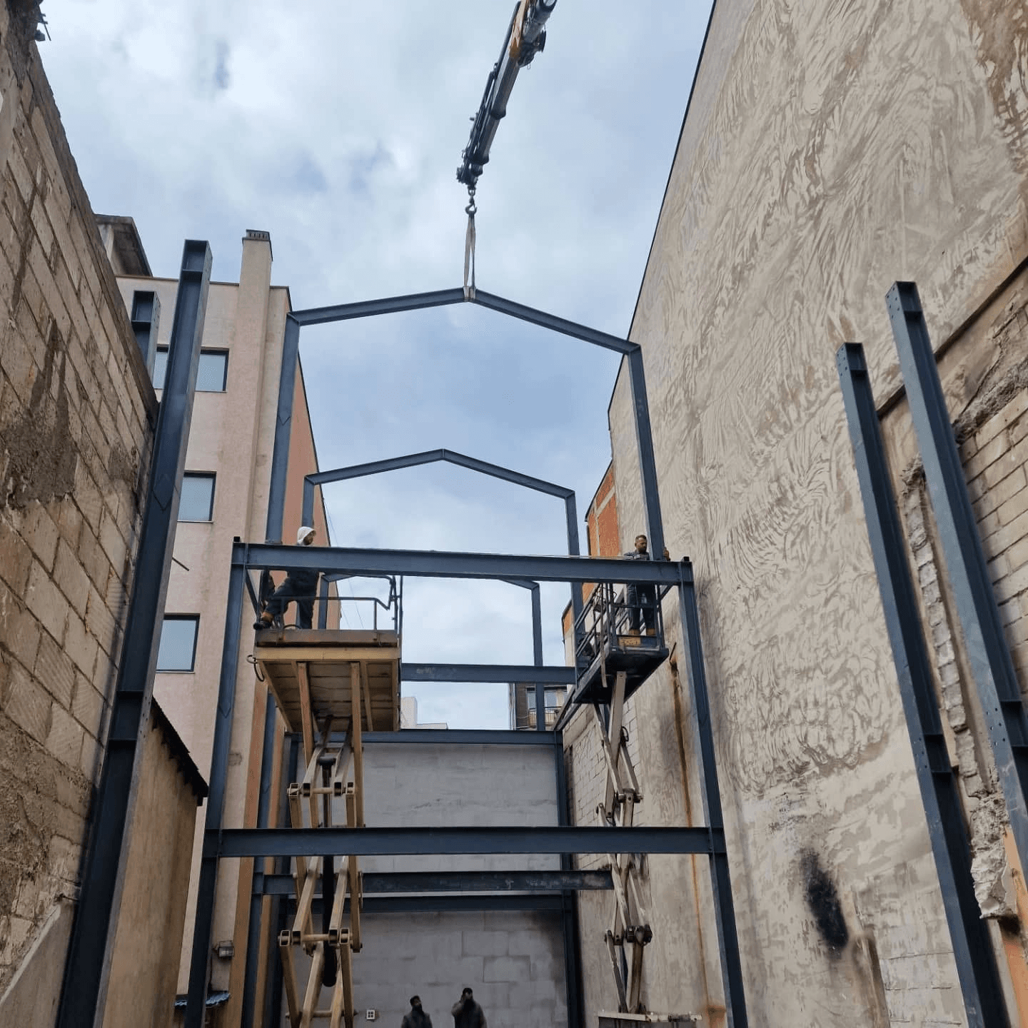 Bardhi Steel Constructions - Steel framework installation