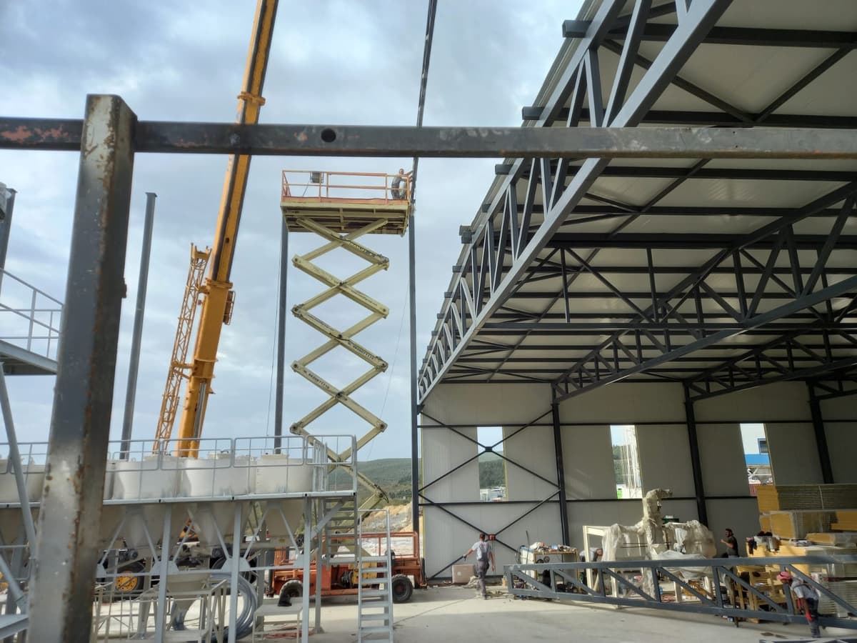 Eu Fix Komoran — Metal construction project 46