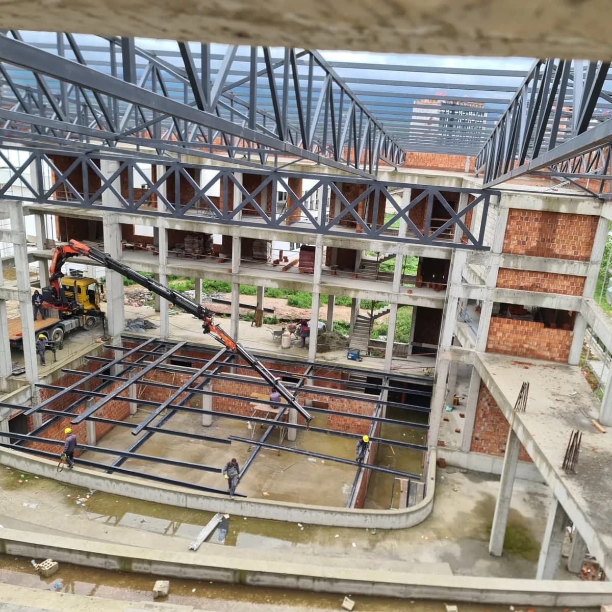 Qendra Multifunksionale Ferizaj — Metal construction project 101