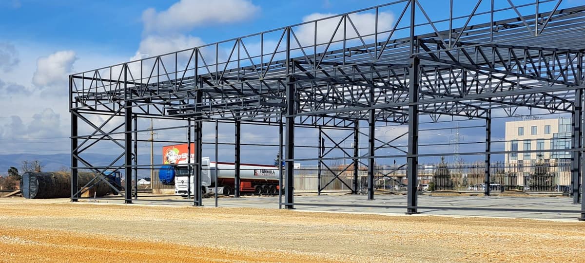 Sherifi Petrol — Metal construction project 129